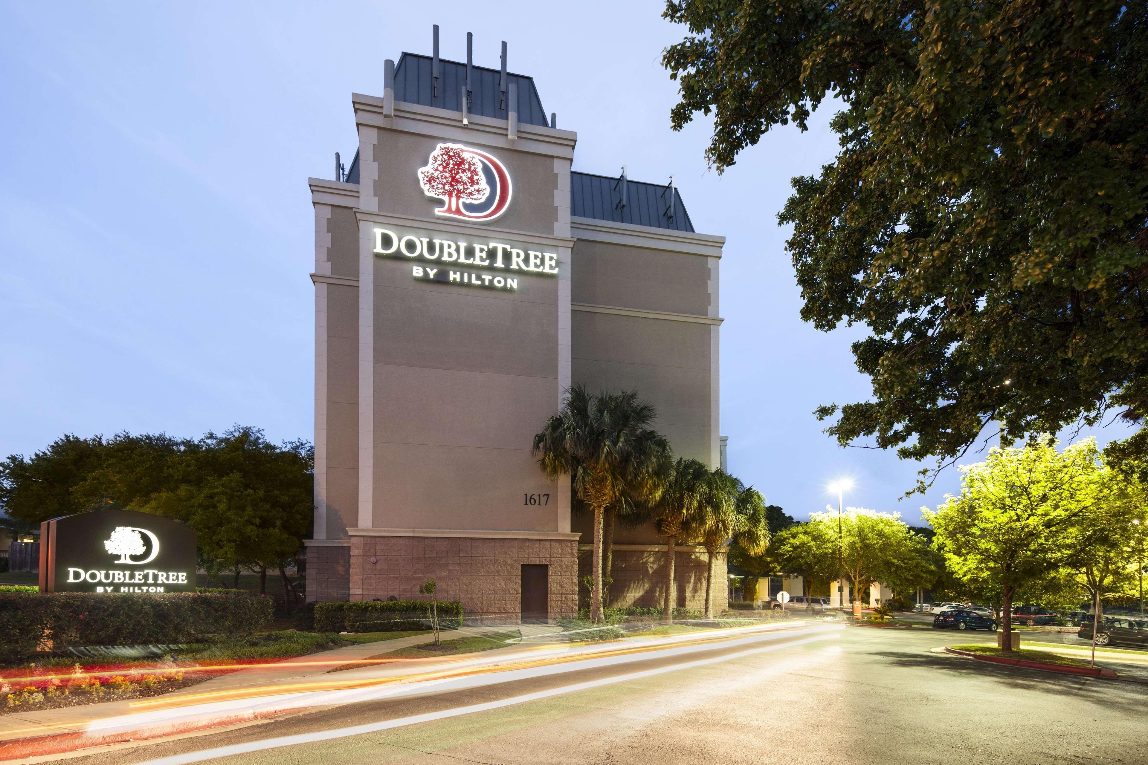 Doubletree By Hilton Austin-University Area Exterior foto