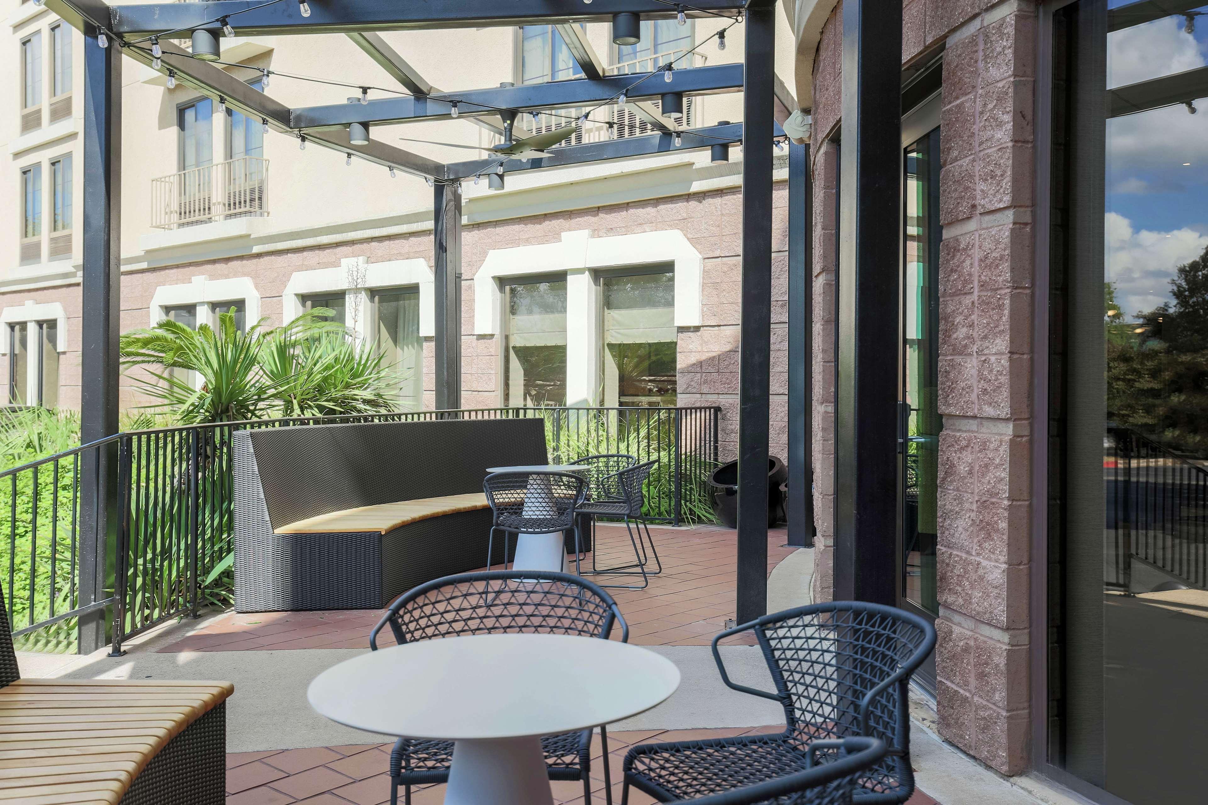Doubletree By Hilton Austin-University Area Exterior foto